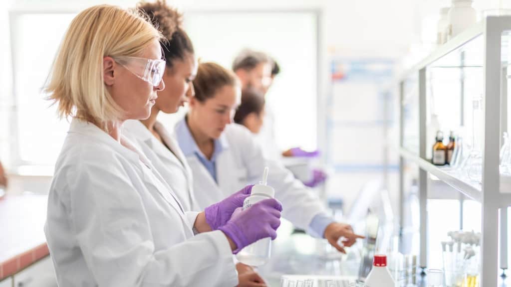 womens health blog aug 2025 1240 x 698 hero ( 4)